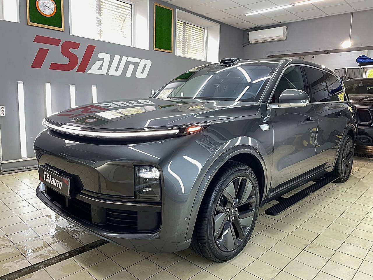 Шумоизоляция LiXiang L9 в Астане Шумоизоляция LiXiang L9 в Астане